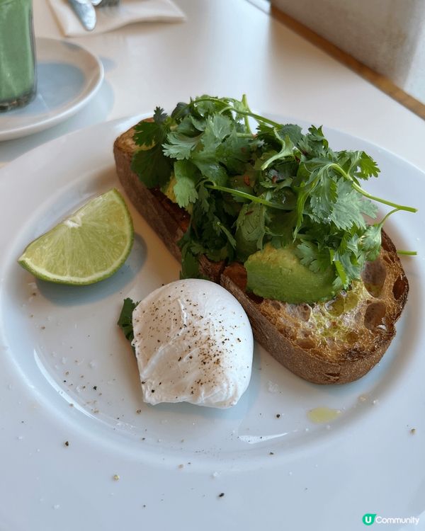 日本大熱bills , 抹茶奶及疏乎厘班戟，真係非常令人回味...