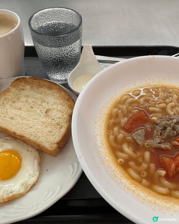 每逢週末都會出去茶記食個港式早餐，為一日嘅活動打打氣！我最鍾...