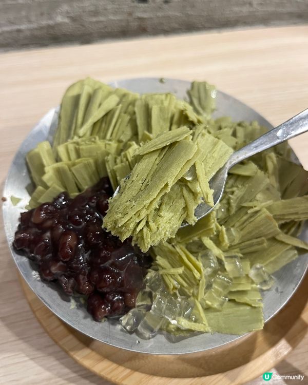 抹茶雪花冰🍵❄️  茶味濃郁，入口即溶！