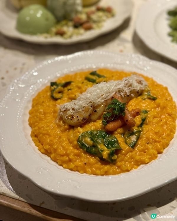 🫧中環chill 開心果cafe