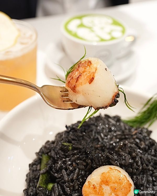 元朗新開小清新咖啡店☕️  簡約白色裝修，舒服放鬆😌