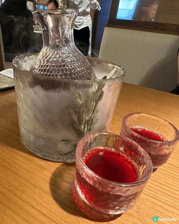 假期時去了深圳萬象城試了米芝蓮級別的素食餐廳（慶春撲門），十...