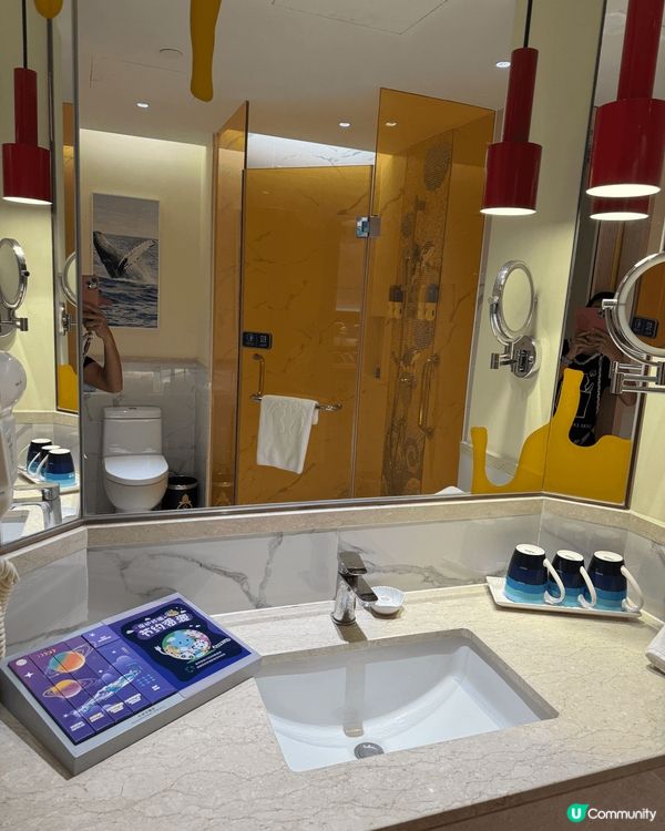 首次來珠海長隆飛船酒店，房間環境舒適，而且整潔，景觀開揚，加...