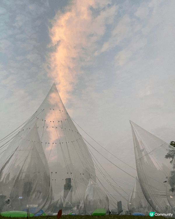 這是在天馬艦公園的水滴不倒翁，可以預約入內參觀的