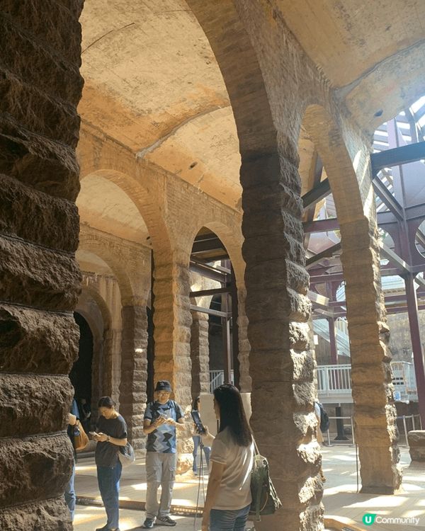 前深水埗配水庫，曾稱九龍塘配水庫、深水埗食水減壓缸，別稱深水...