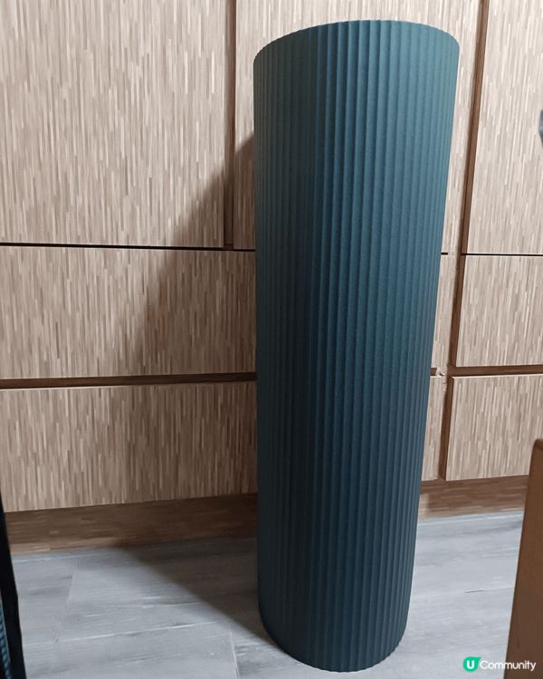 居家好物：瑜珈墊！捲起嚟唔會好阻礙空間，要用嘅時候攤出嚟，居...