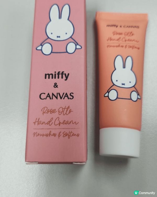 玫瑰香味的hand cream, 細細支方便外出放手袋，可以...