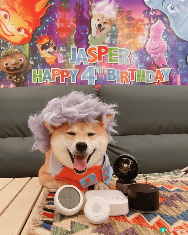 媽咪出街嘅時候，總係會牽腸掛肚，希望可以時刻望到兩個仔，照顧...