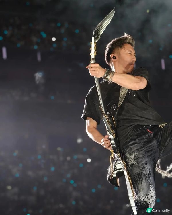 成個舞台設計超型，睇到入晒神！