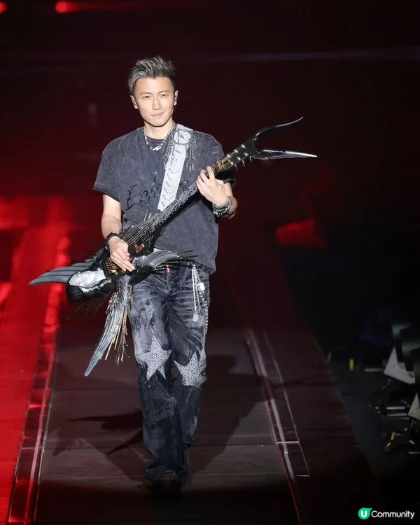 睇到咁熱血，自己都忍唔住一齊跳！