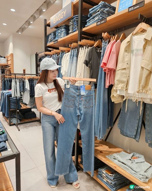 春夏來了，是換季的時候啦，不知道該穿搭什麼？穿牛仔褲也是一種...