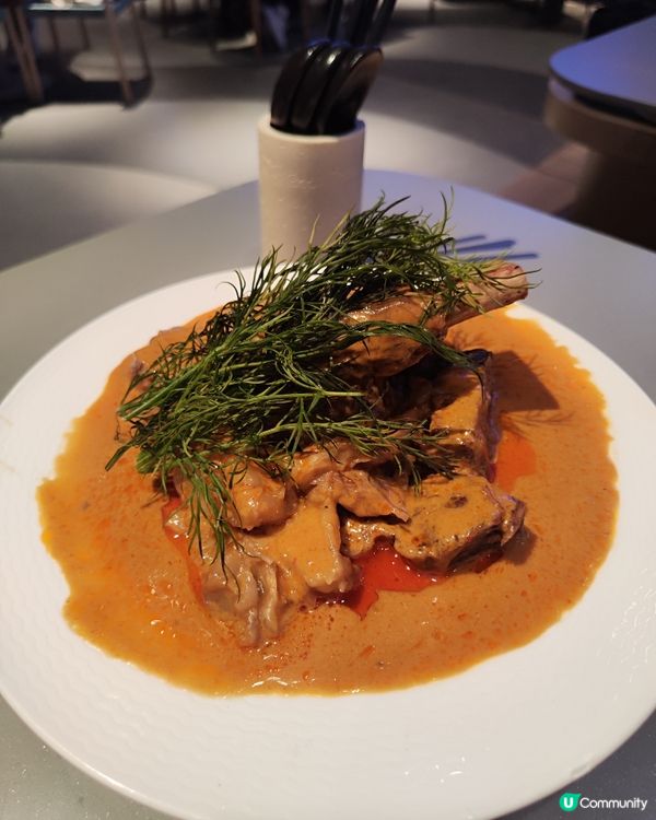 🏄‍♀️市區衝浪餐廳？！  食飯睇表演，真係估你唔到！