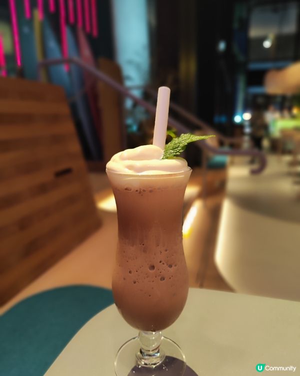 🏄‍♀️市區衝浪餐廳？！  食飯睇表演，真係估你唔到！