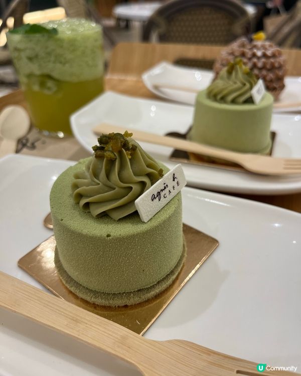 Agnes b cafe 買三件蛋糕減$36