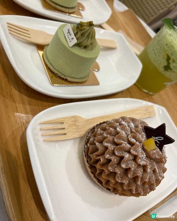 Agnes b cafe 買三件蛋糕減$36