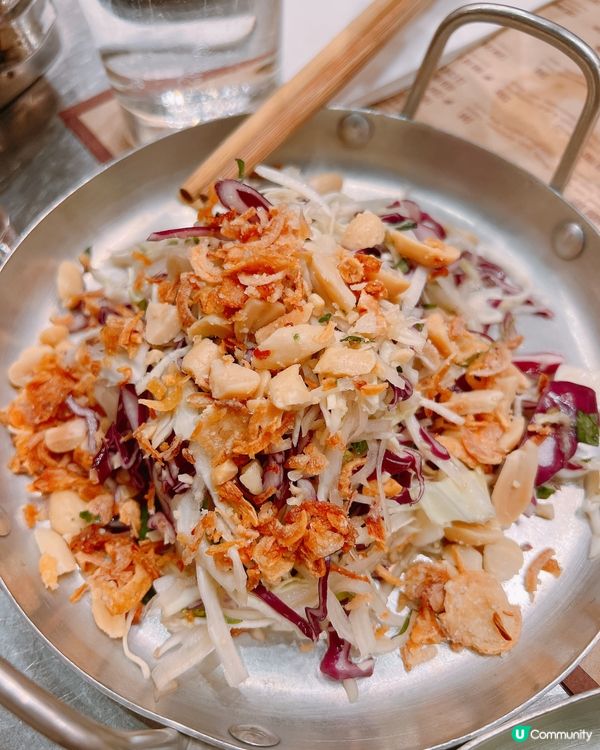 金鐘越式暴擊！生牛油條河粉🍜＋炸春卷超邪惡🫔😝