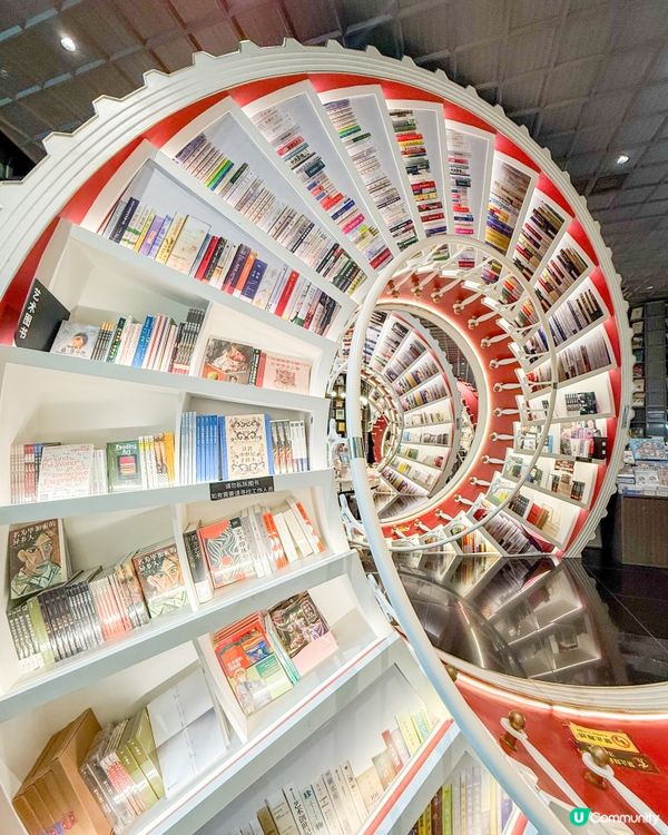 被譽為全球十大最美書店😍 你又打咗卡未呢？