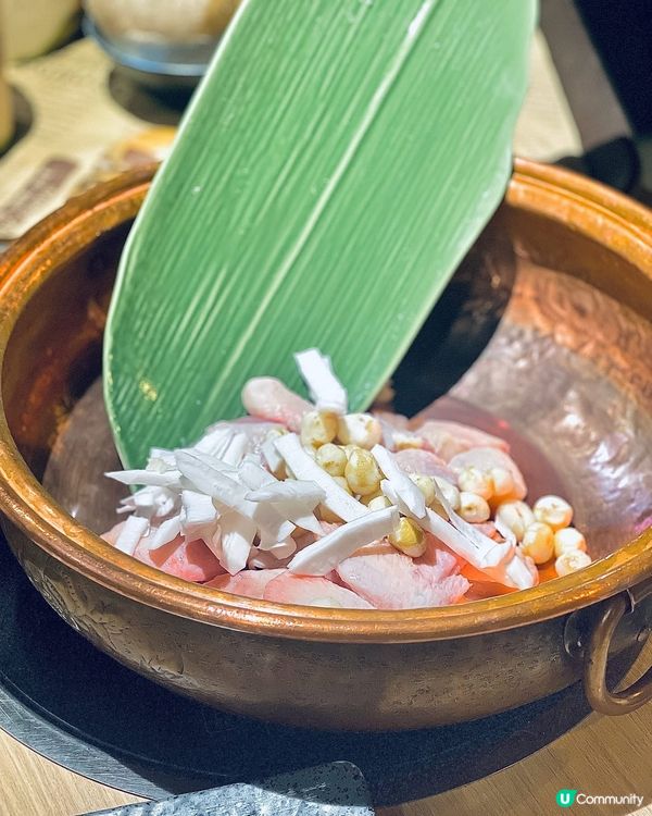 正到不得了👍🏻👍🏻巨清甜又重料既椰子雞💕