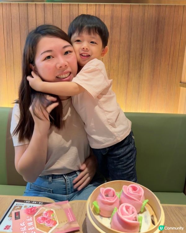 母親節送咩好？🌹  
攬攬媽媽，孝順要送花！