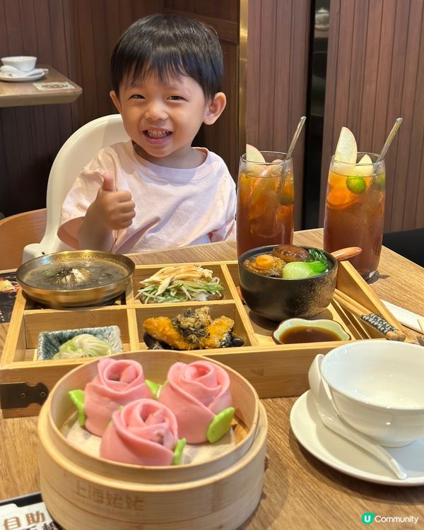 母親節送咩好？🌹  
攬攬媽媽，孝順要送花！