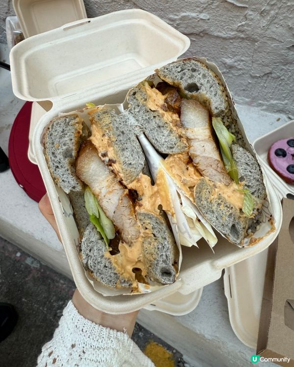 Threads近期最紅❤️西營盤新開紅白Bagel專門店