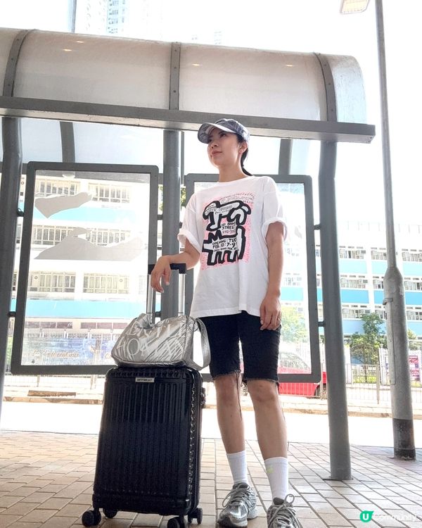 帶住細妹去旅行🧳 揹到腰骨痛😭