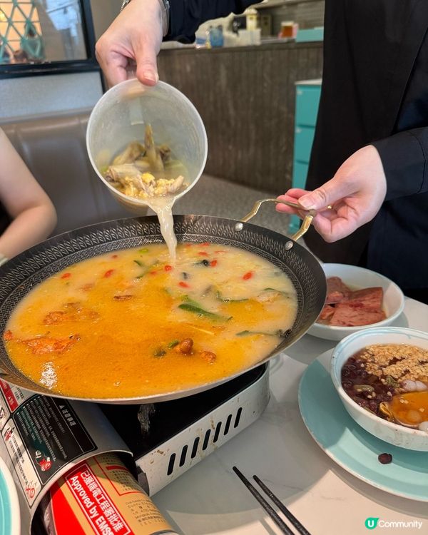 青衣姚姚酸菜魚🐟  食到停唔到🤤