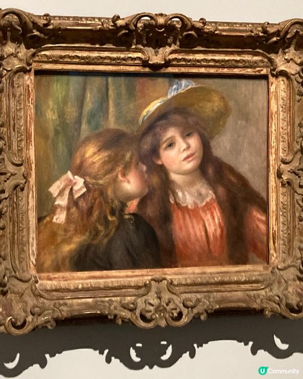 藝術館的抽象畫作展覽