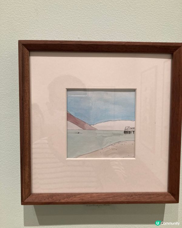 藝術館的抽象畫作展覽