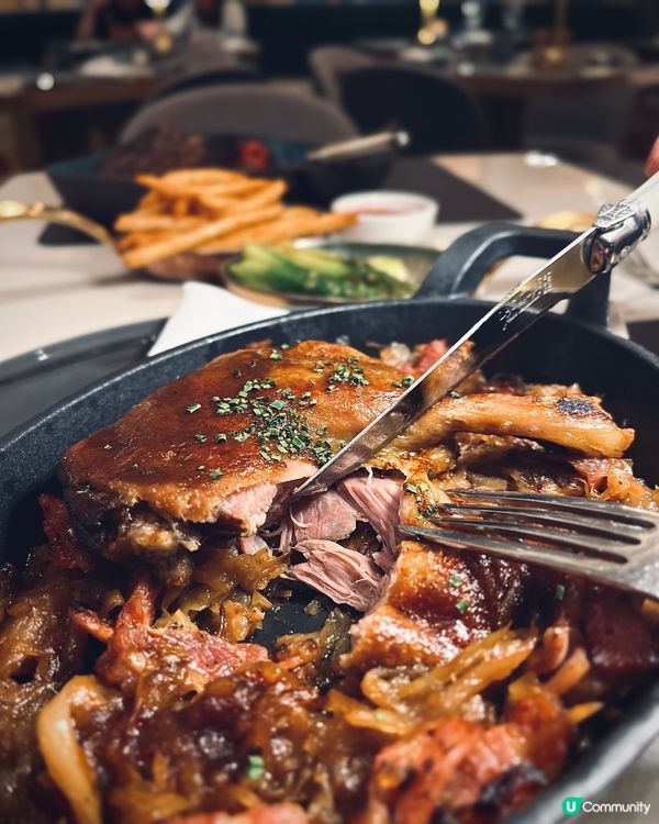 🎂酒店扒房慶祝🎉 DIY生日畫碟甜品🥂