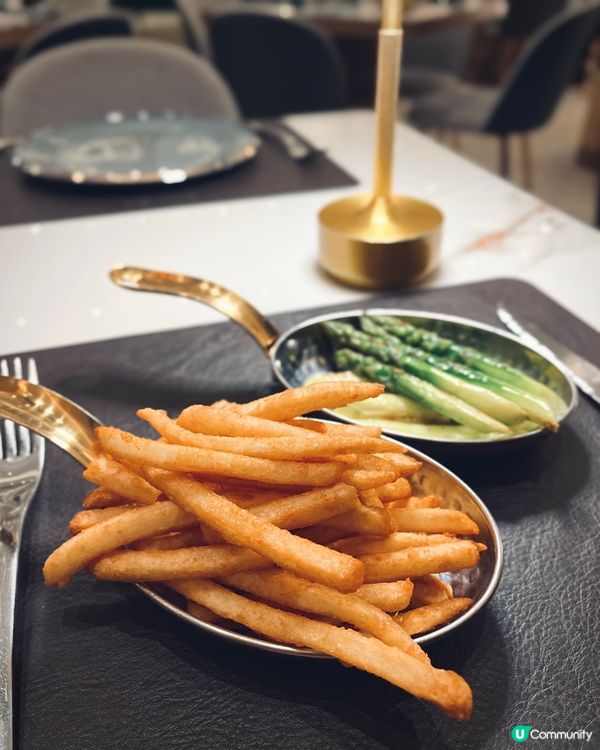 🎂酒店扒房慶祝🎉 DIY生日畫碟甜品🥂