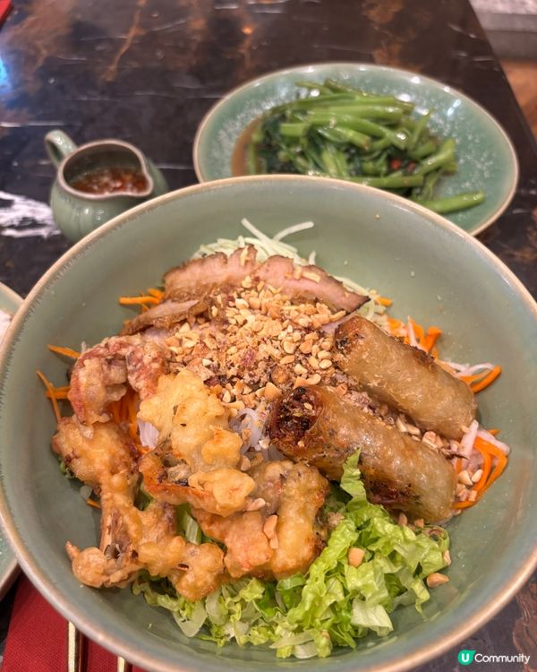 一次滿足兩個願望🇻🇳🇹🇭 銅鑼灣越南菜泰國菜😍