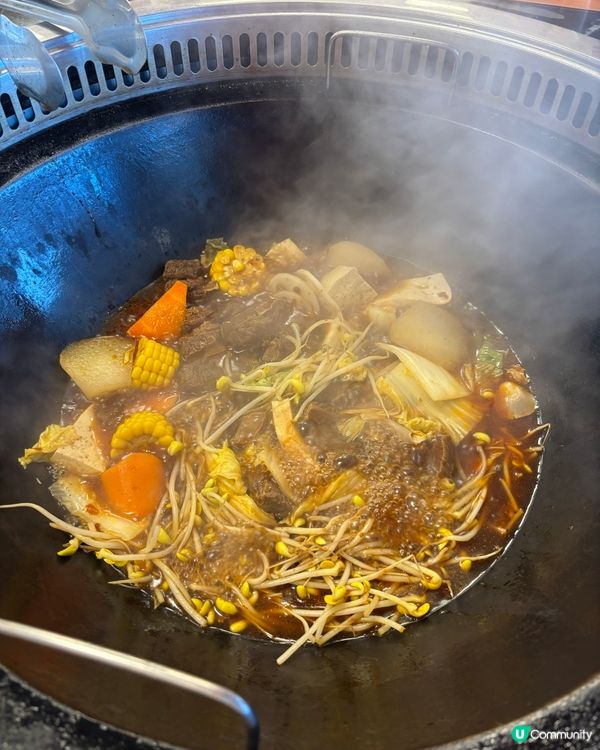 去高雄食最正宗嘅東北鐵鍋燉😍 估唔到咁有驚喜🥰