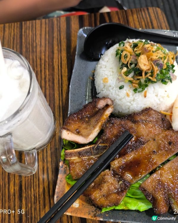 太晏去食越南表嫂好多嘢都沽清