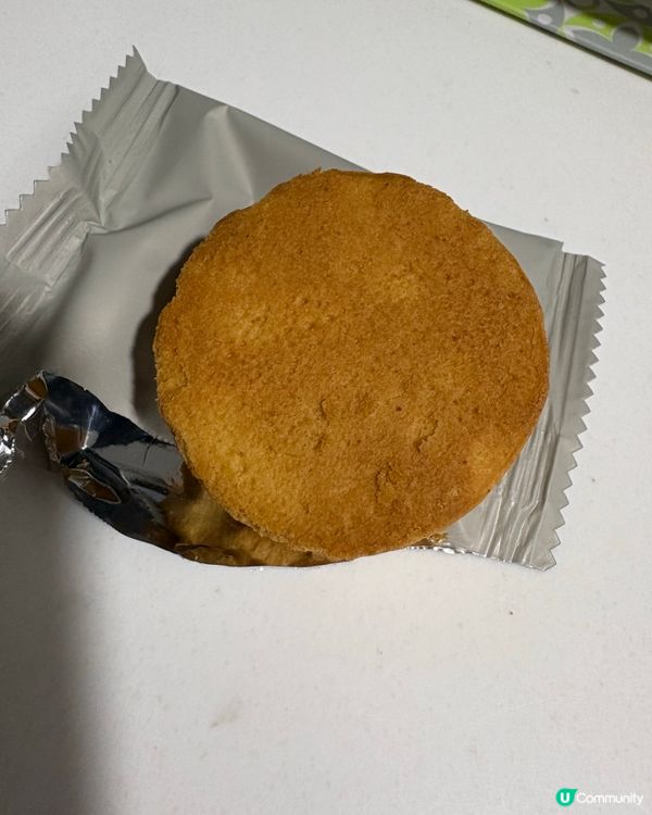 高雄之旅必買🎁 不二緻果鳳梨酥🍍好味到爆！