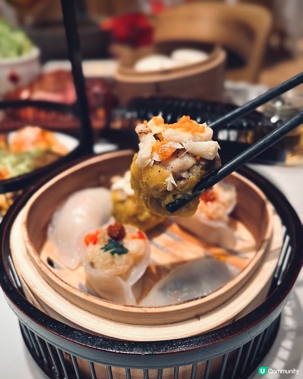 母親節就到啦！🎉  荃灣荃新天地八月花，儀式感中菜答謝媽咪❤️