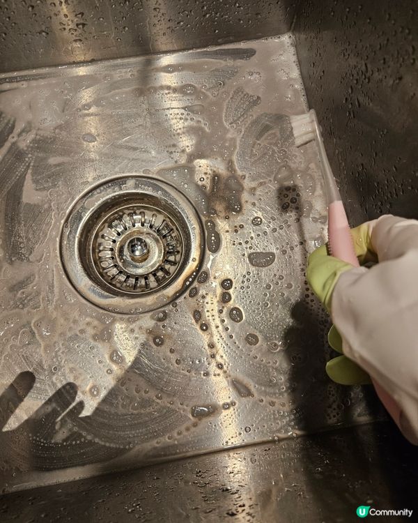 一支牙膏就可以將鋅盤清潔得乾乾淨淨✨️✨️