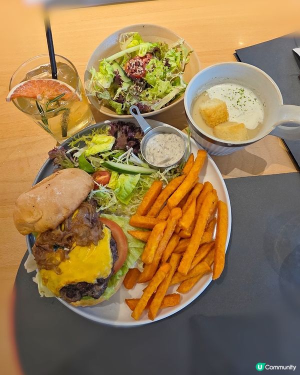 ✨️啟德 Airside 木系大自風的日式洋食料理✨️