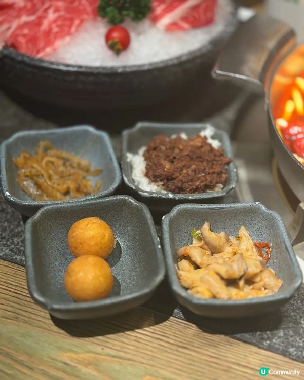 🍲 花膠雞鍋 vs 台式麻辣鍋 🤤