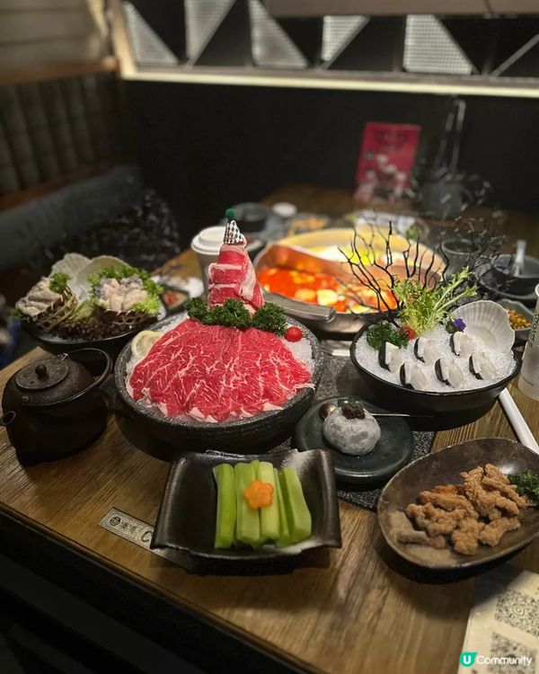 🍲 花膠雞鍋 vs 台式麻辣鍋 🤤