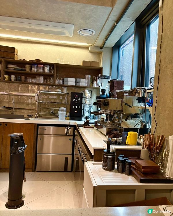 🇰🇷弘大／延南洞人氣甜品咖啡店 – 모뎐（淵）