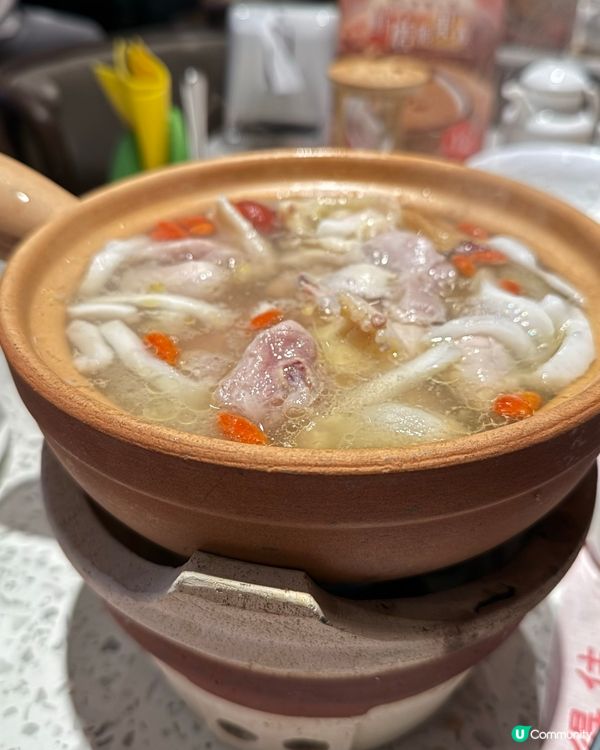 ｢估吾到又幾好食🤣椰子竹笙雞鍋👍🏻｣