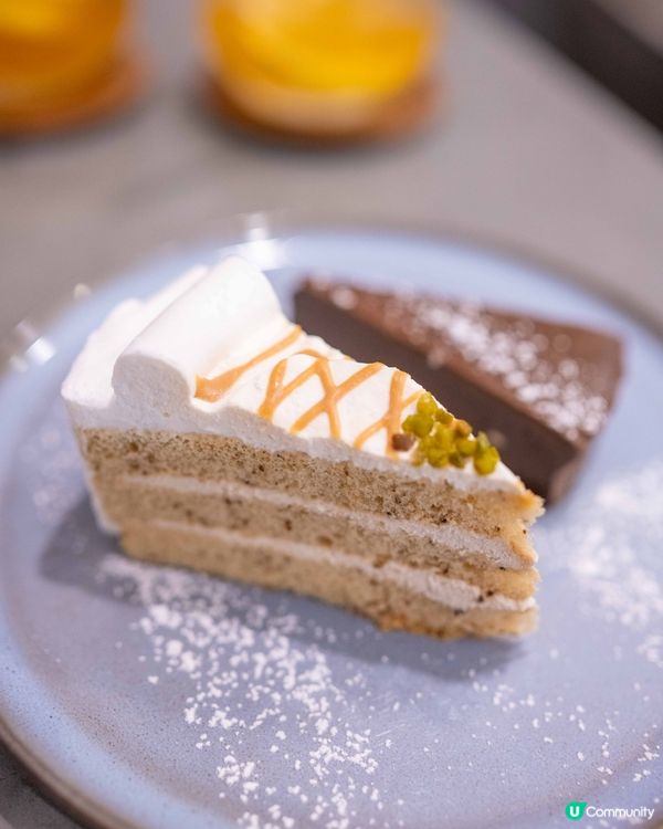 銅鑼灣樓上Cafe $28無限任食六款海綿/芝士蛋糕🍰