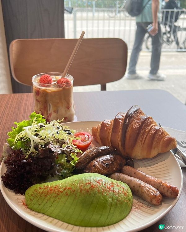 主打食牛角包🥐