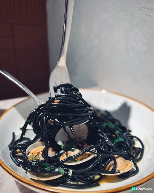 🇮🇹西西里風情意式餐廳，復古花磚配巨型壁畫，熱情洋溢！🔥