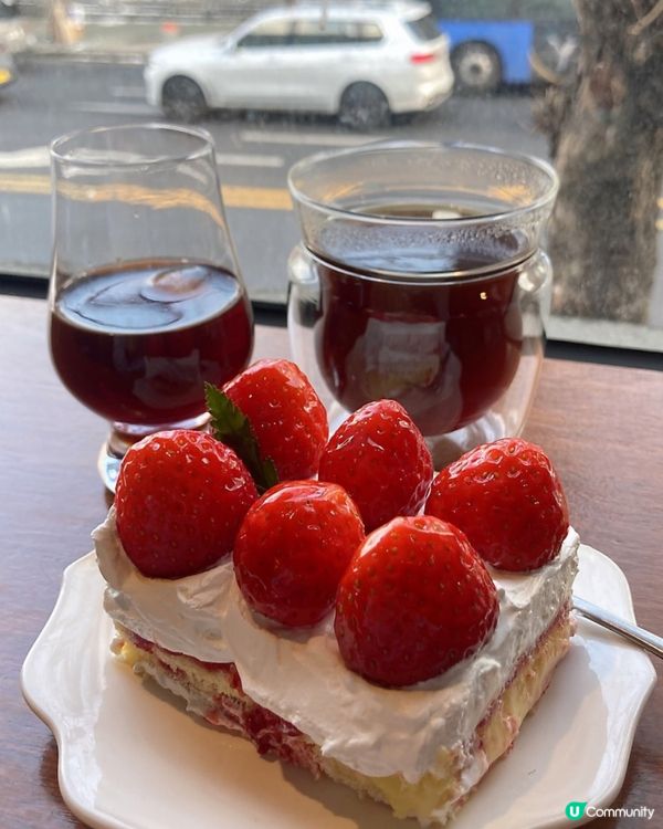 🇰🇷延南洞咖啡廳☕️士多啤梨蛋糕必試‼️顏值+實力兼備‼️