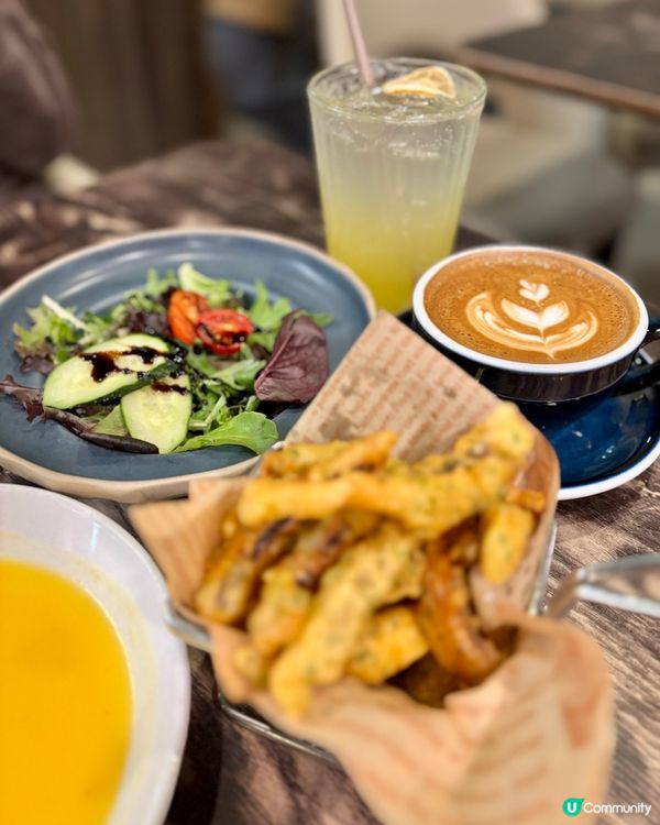 打工都係為兩餐😀同埋勁正嘅甜品🥁