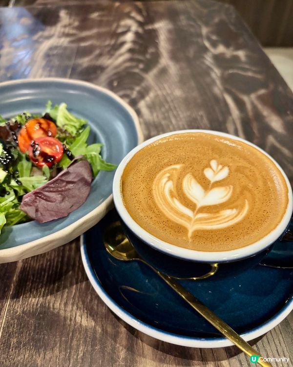 打工都係為兩餐😀同埋勁正嘅甜品🥁