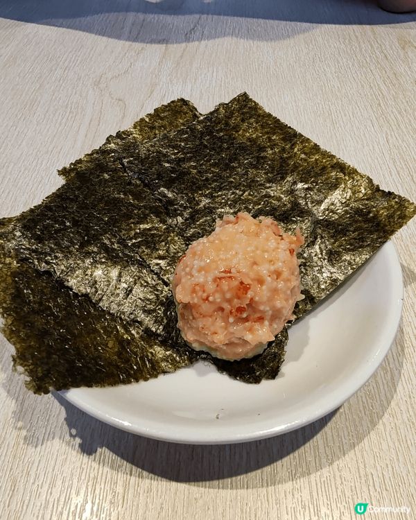 一幻拉麵以其濃郁的豚骨湯頭而聞名，湯底經過長時間熬煮，味道醇...