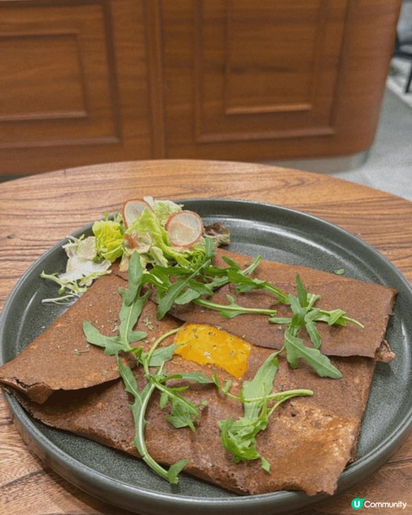 餐廳係佐敦叫Liberty coffee & wine, 菠...